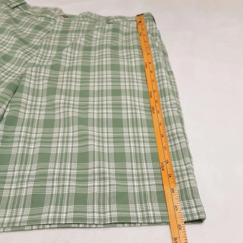Izod Plaid Golf Shorts Mens 36W